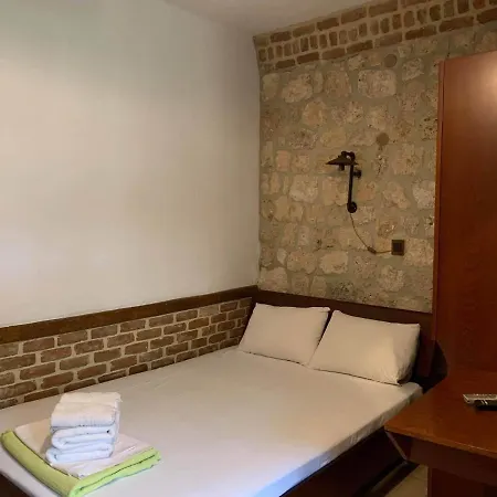 Alexandros Appartement Káto Loutrákion Buitenkant foto