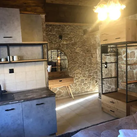 Alexandros Appartement Káto Loutrákion Buitenkant foto