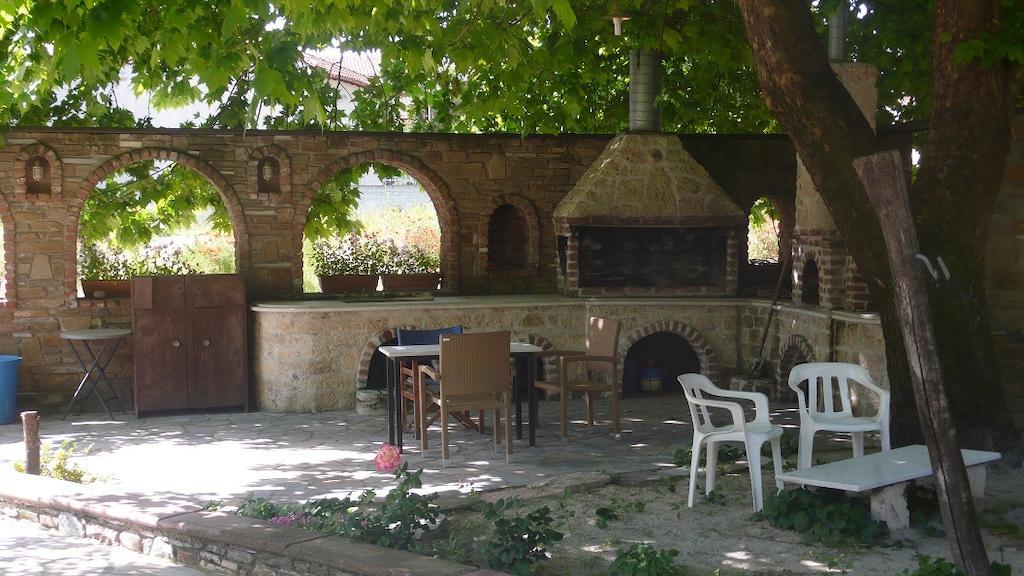 Apartment Alexandros *