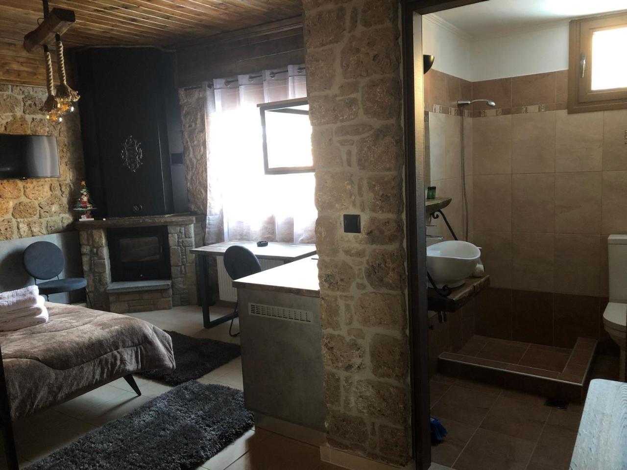 Alexandros Apartment